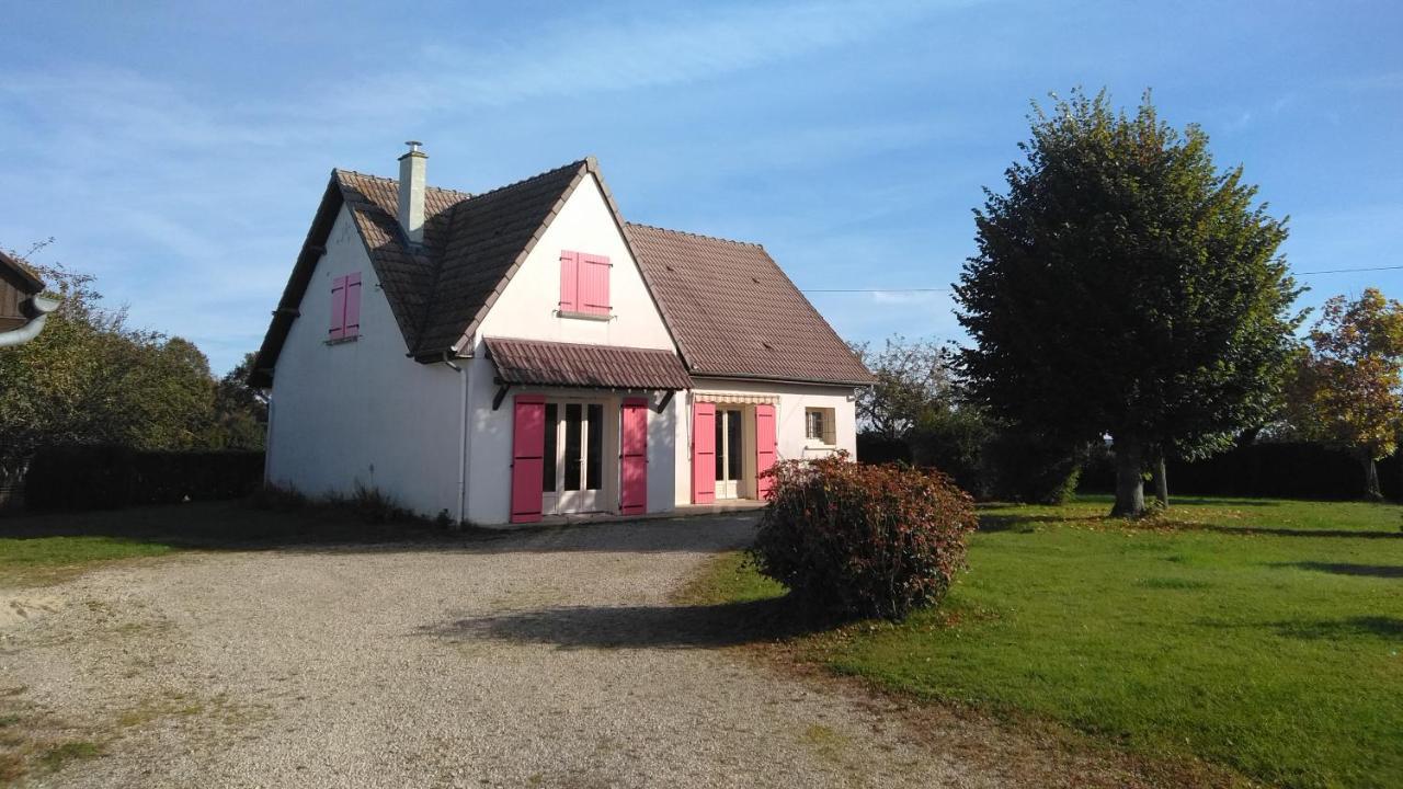 Grande Maison De Plain Pied Avec Jardin Arbore. Champignelles Exterior photo